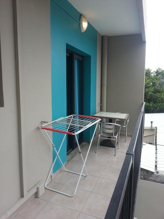 L'Annexe 66 , Saint Denis Centre Ville , A 200 M De La Rue Pietonne , Du Petit Marche Et Du Leader Price , Sur Une Rue Calme, Parking Gratuit Sur La Rue Экстерьер фото