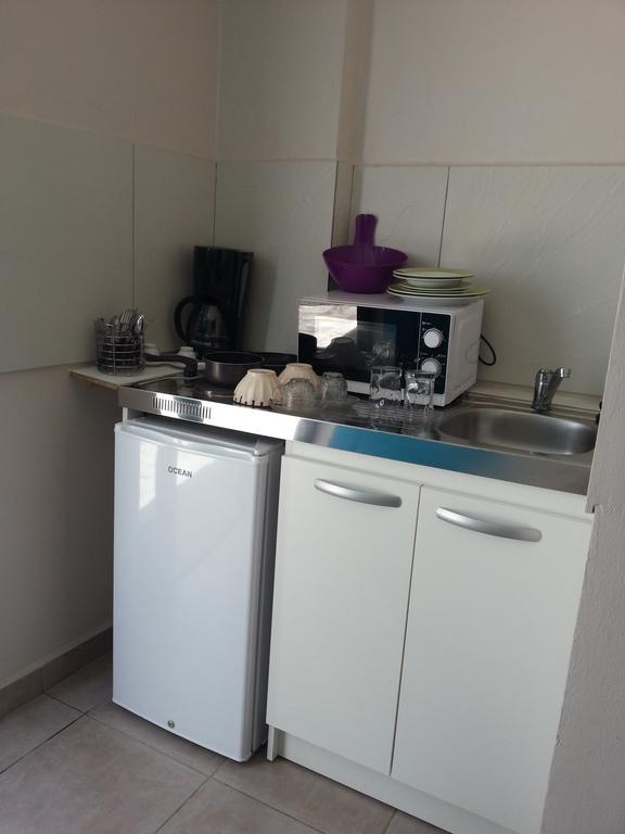 L'Annexe 66 , Saint Denis Centre Ville , A 200 M De La Rue Pietonne , Du Petit Marche Et Du Leader Price , Sur Une Rue Calme, Parking Gratuit Sur La Rue Экстерьер фото